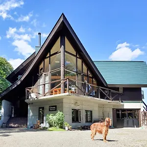 ゲストハウス ペンショングスベリー, 富良野市